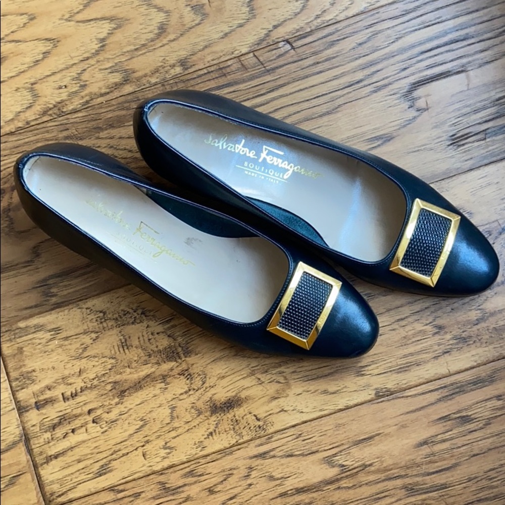 🌟Salvatore Ferragamo Pumps🌟 - Picture 7 of 16